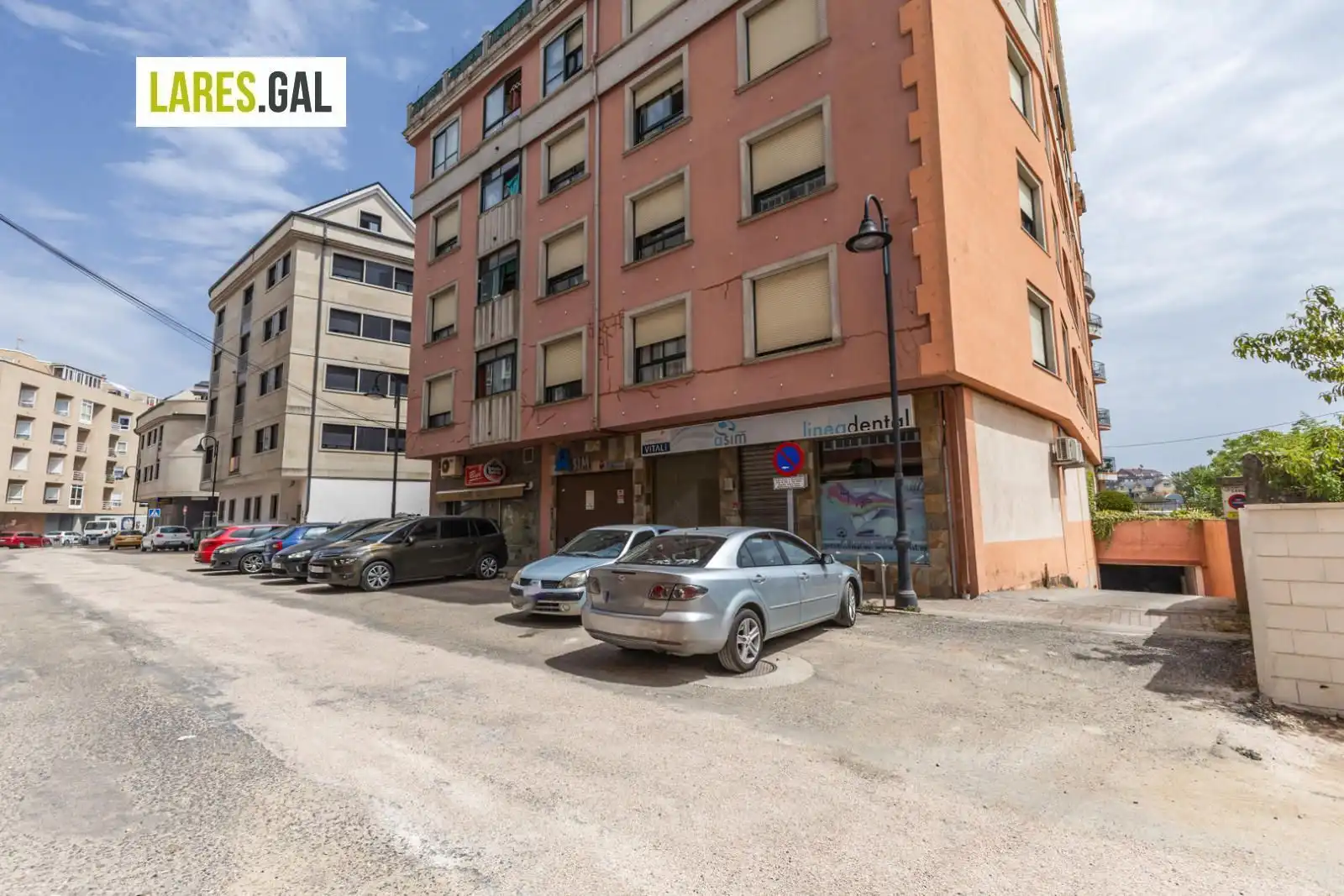 Außenansicht von Garage zum Verkauf in Cangas 