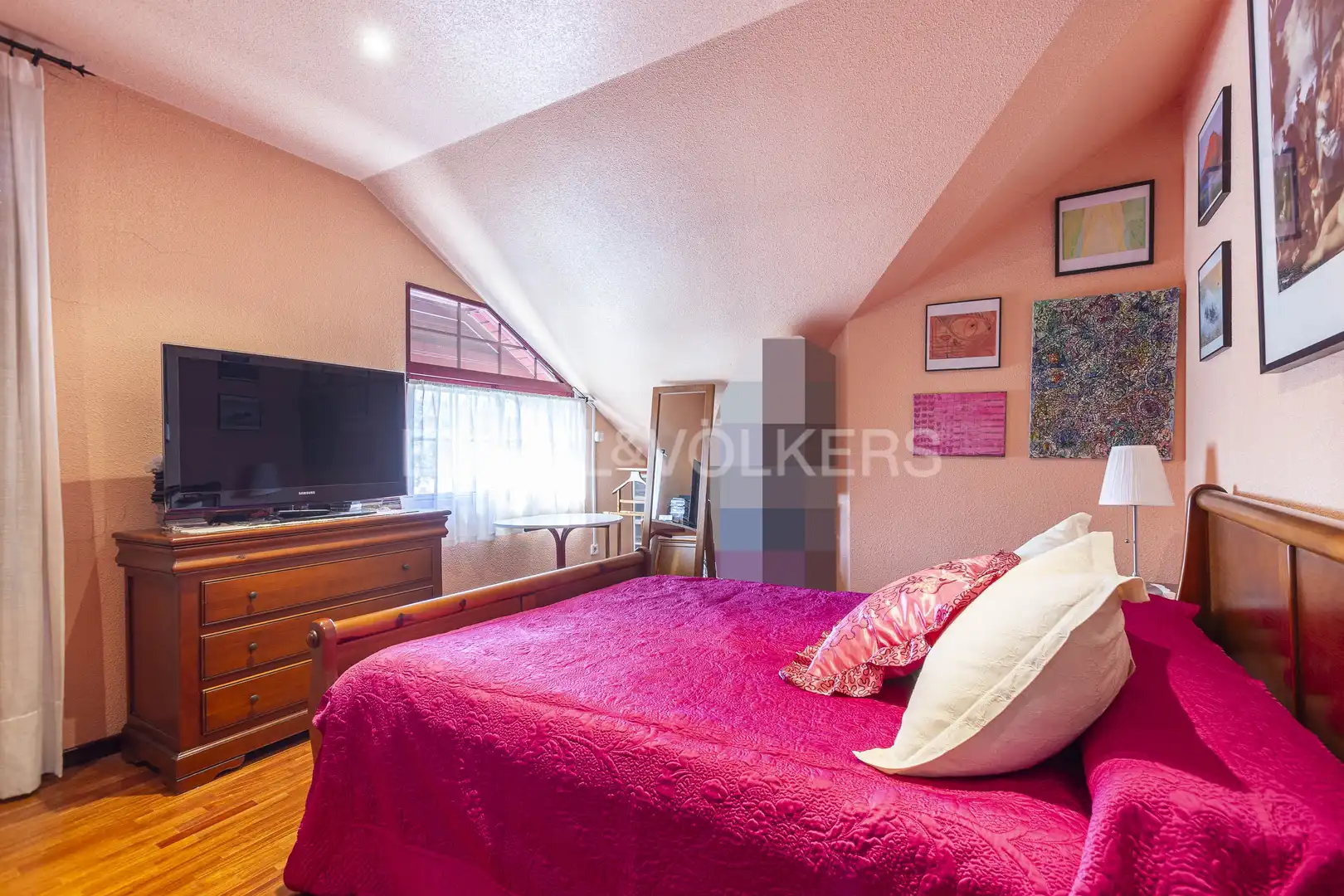 Habitación de Casa o chalet de alquiler en Pozuelo de Alarcón con Calefacción, Jardín privado y Parquet