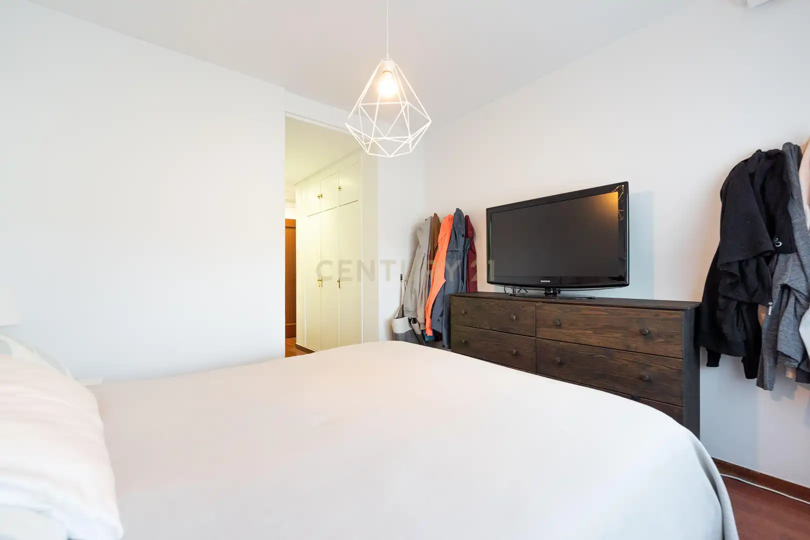 Bedroom of Apartments for rent in Pozuelo de Alarcón  with Oven, Washing machine and Microwave