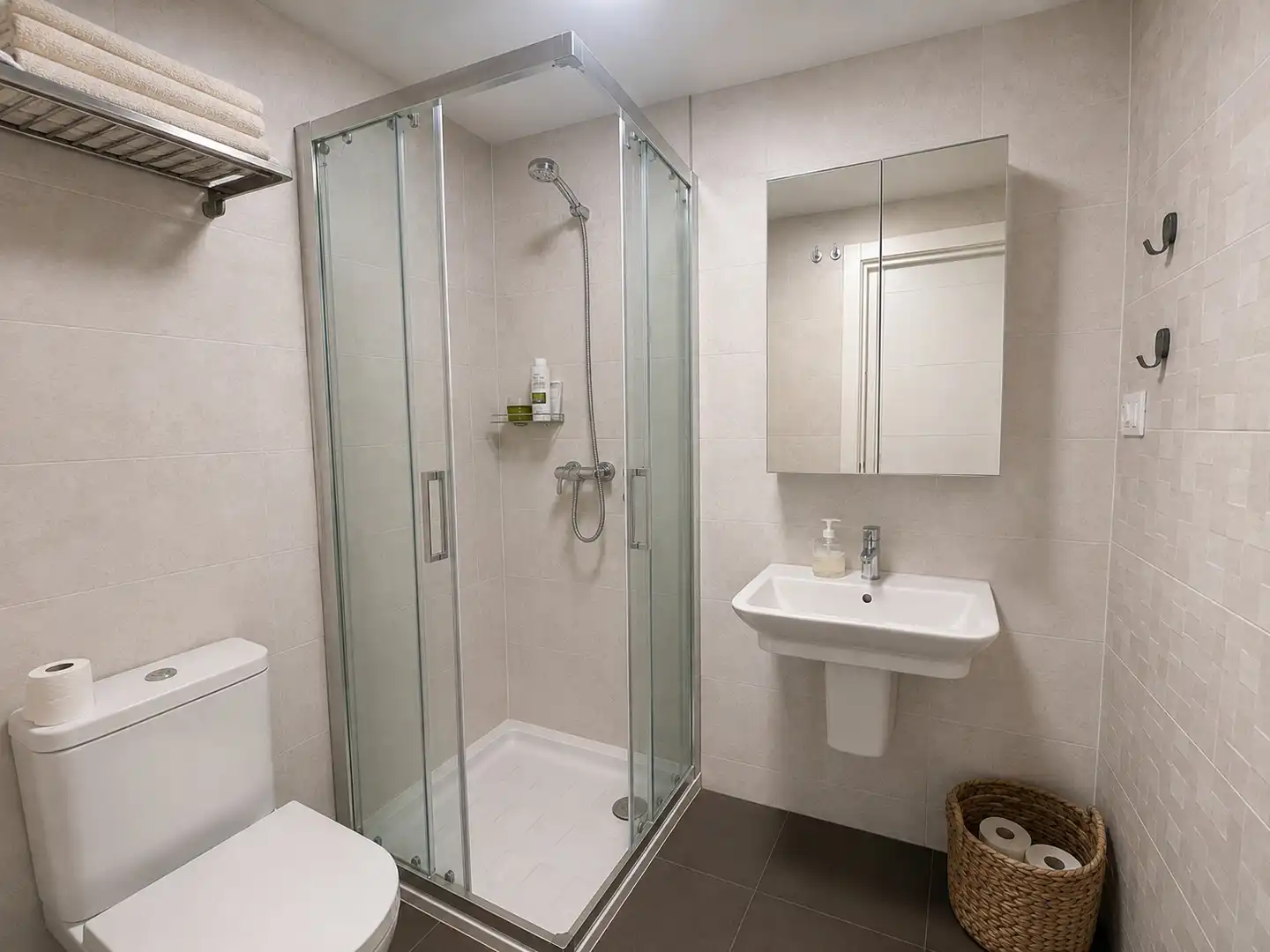 Baño de Piso en venta en Vélez-Málaga con Aire acondicionado, Calefacción y Terraza