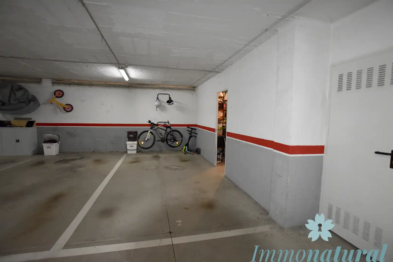 Parking de Ático en venta en Torrelles de Llobregat con Calefacción, Terraza y Trastero