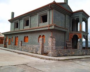 Vista exterior de Casa o xalet en venda en Fuenterrebollo amb Terrassa i Balcó