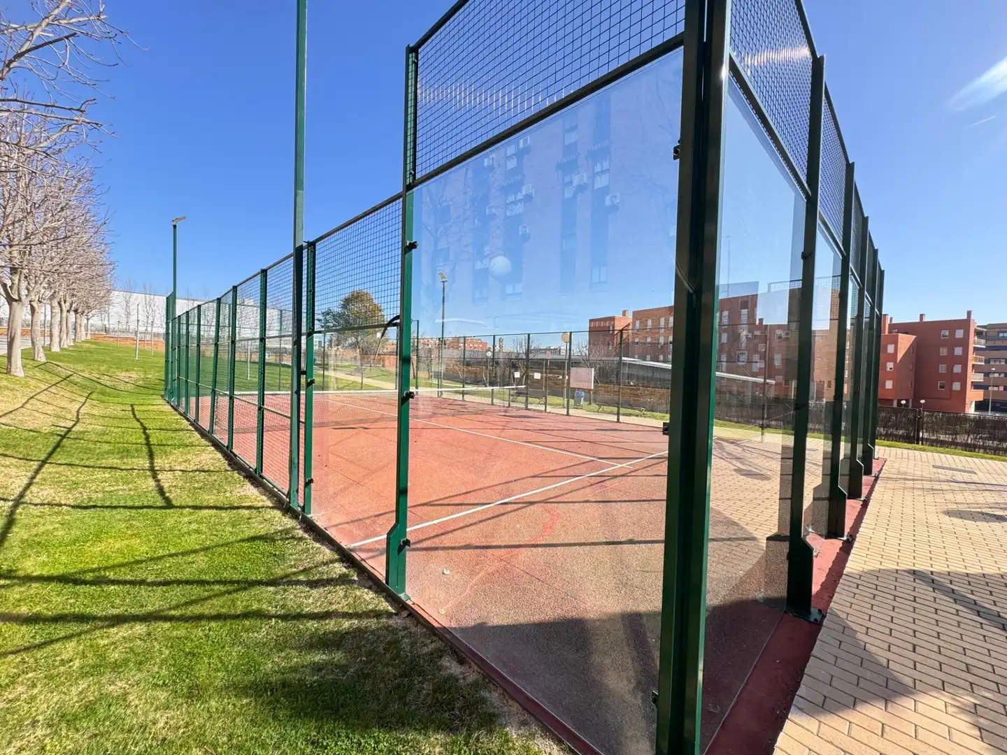 Parkplatz von Wohnung zum Verkauf in Valdemoro mit Klimaanlage, Heizung und Privatgarten