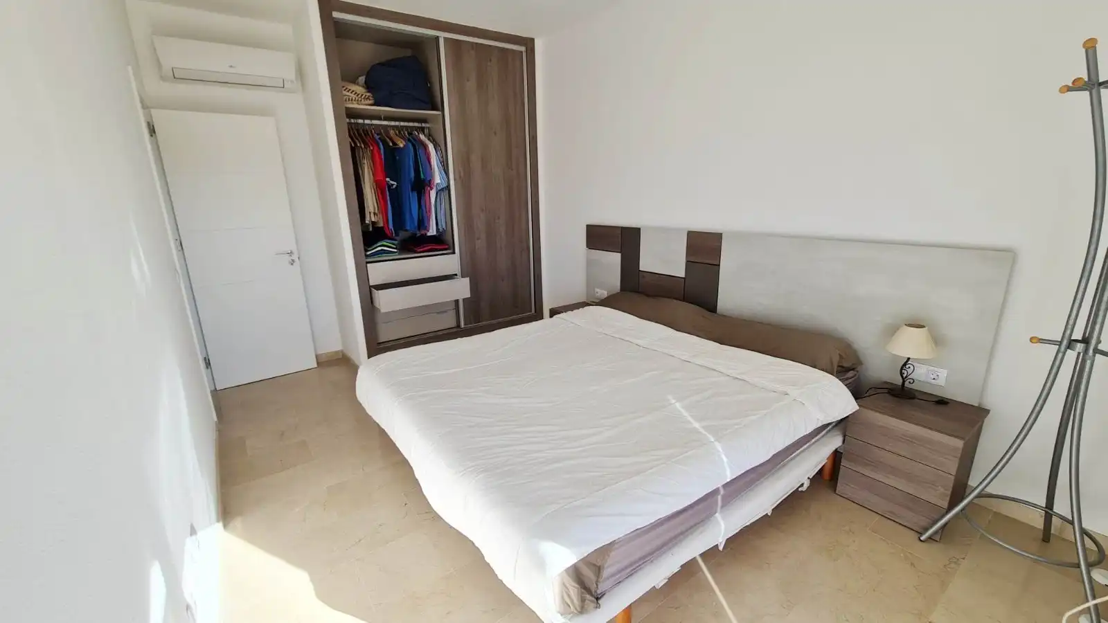 Dormitori de Casa o xalet en venda en Benalmádena amb Aire condicionat, Jardí privat i Terrassa