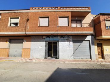 Local comercial en alquiler en Almansa