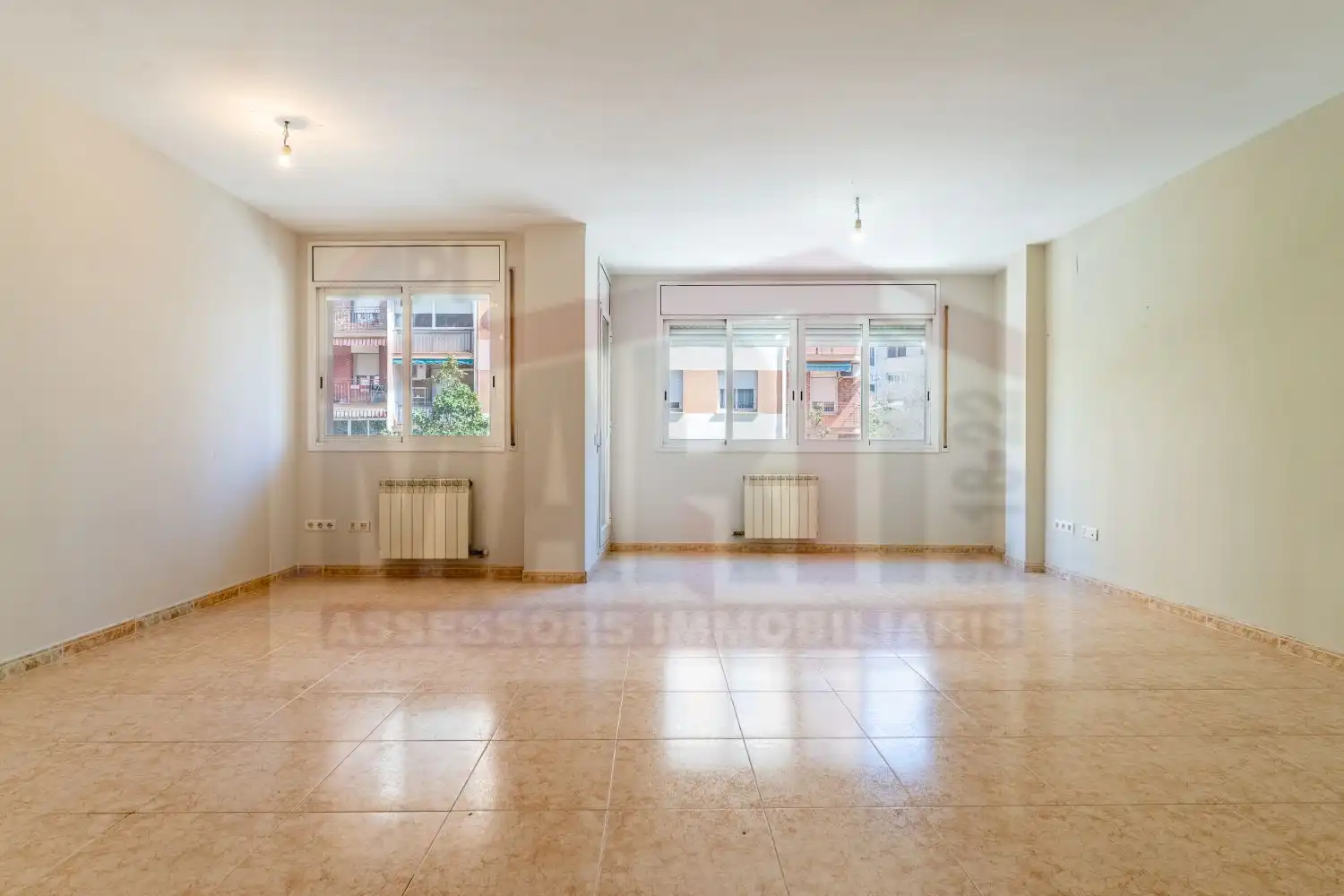 Sala d'estar de Pis en venda en Reus amb Calefacció, Terrassa i Balcó
