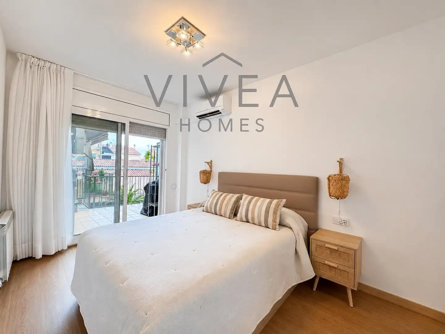 Bedroom of Flat for sale in Sabadell  with Air Conditioner, Heating and Parquet flooring