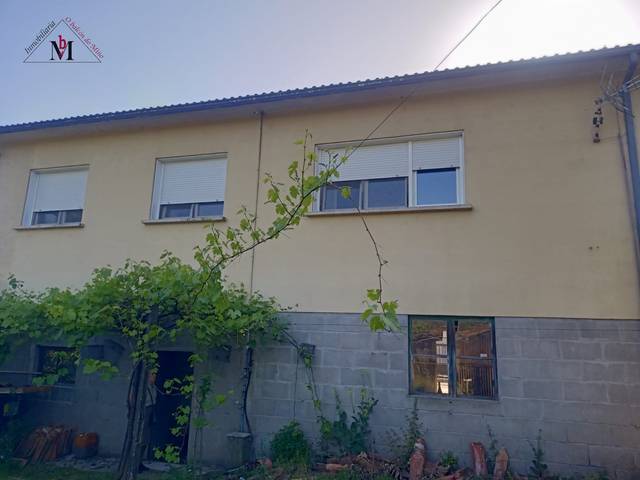Casa-chalet en Venta en Lugar Fontenla en Tomiño