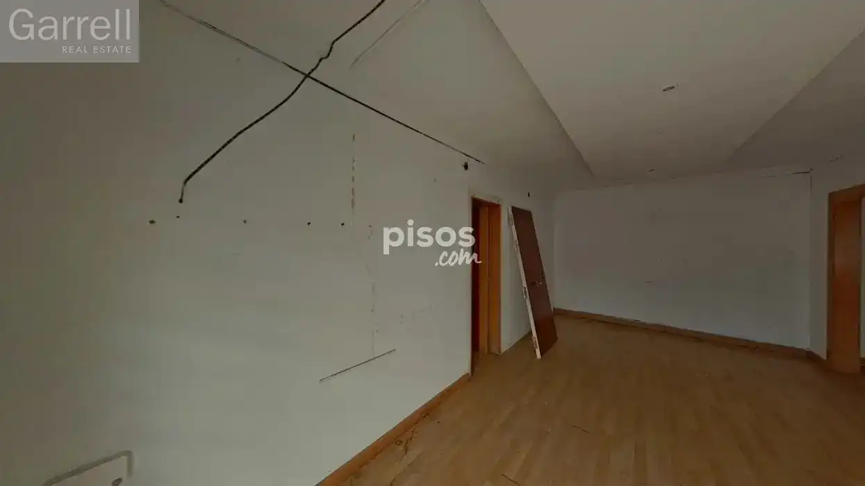 Flat for sale in Carrer PINTOR TOGORES 
 
Cerdanyola del Vallès, imagen 3