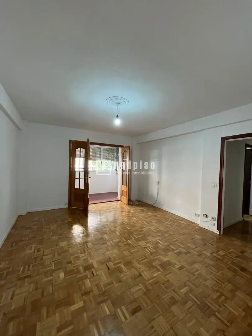 Schlafzimmer von Wohnung zur Miete in Madrid mit Heizung und Terrasse