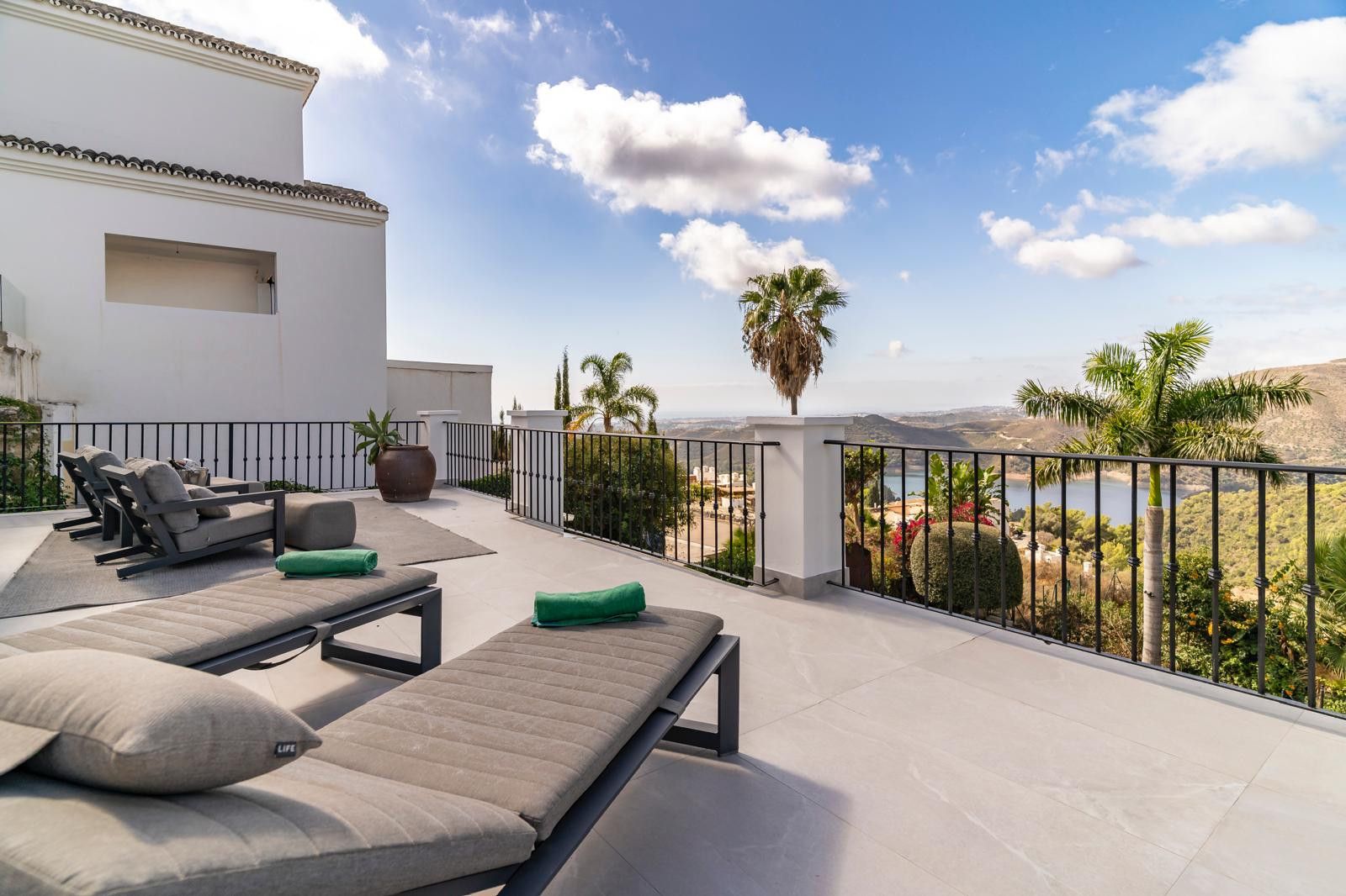 Terraza de Casa o chalet en venta en Istán con Aire acondicionado, Jardín privado y Terraza