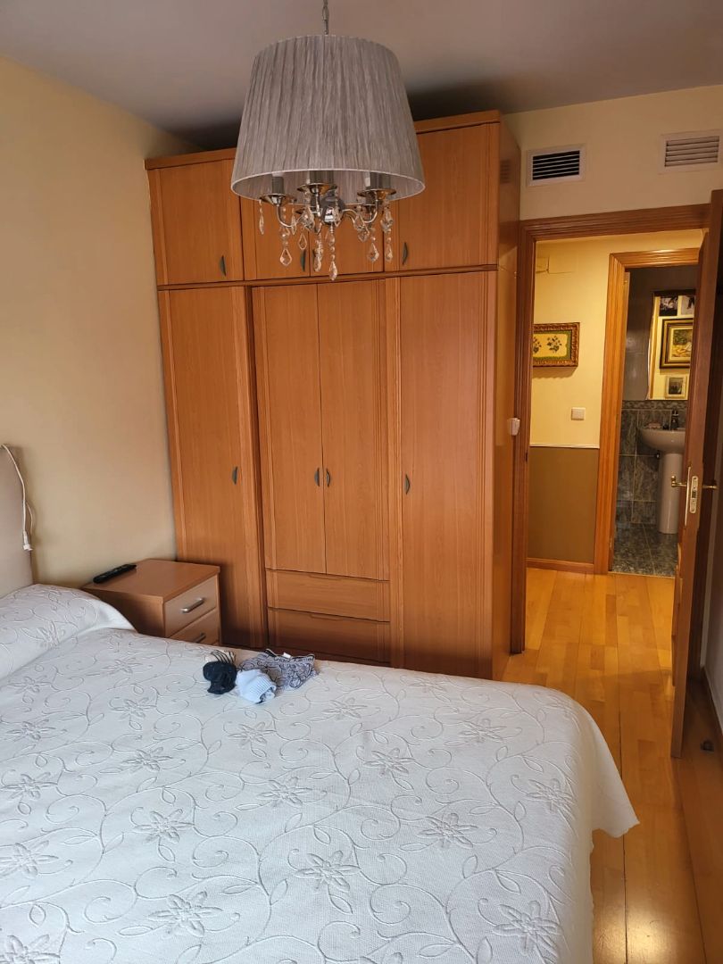 Bedroom of Flat for sale in  Zaragoza Capital  with Air Conditioner, Heating and Parquet flooring