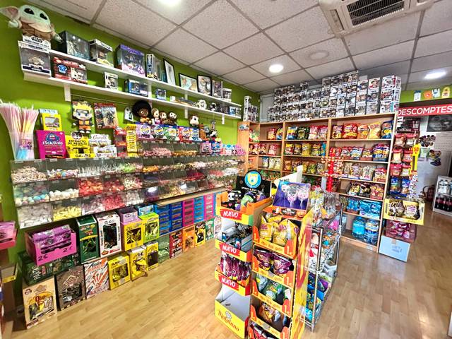 Local comercial en Venta en Avinguda de Béjar en Zona Esportiva