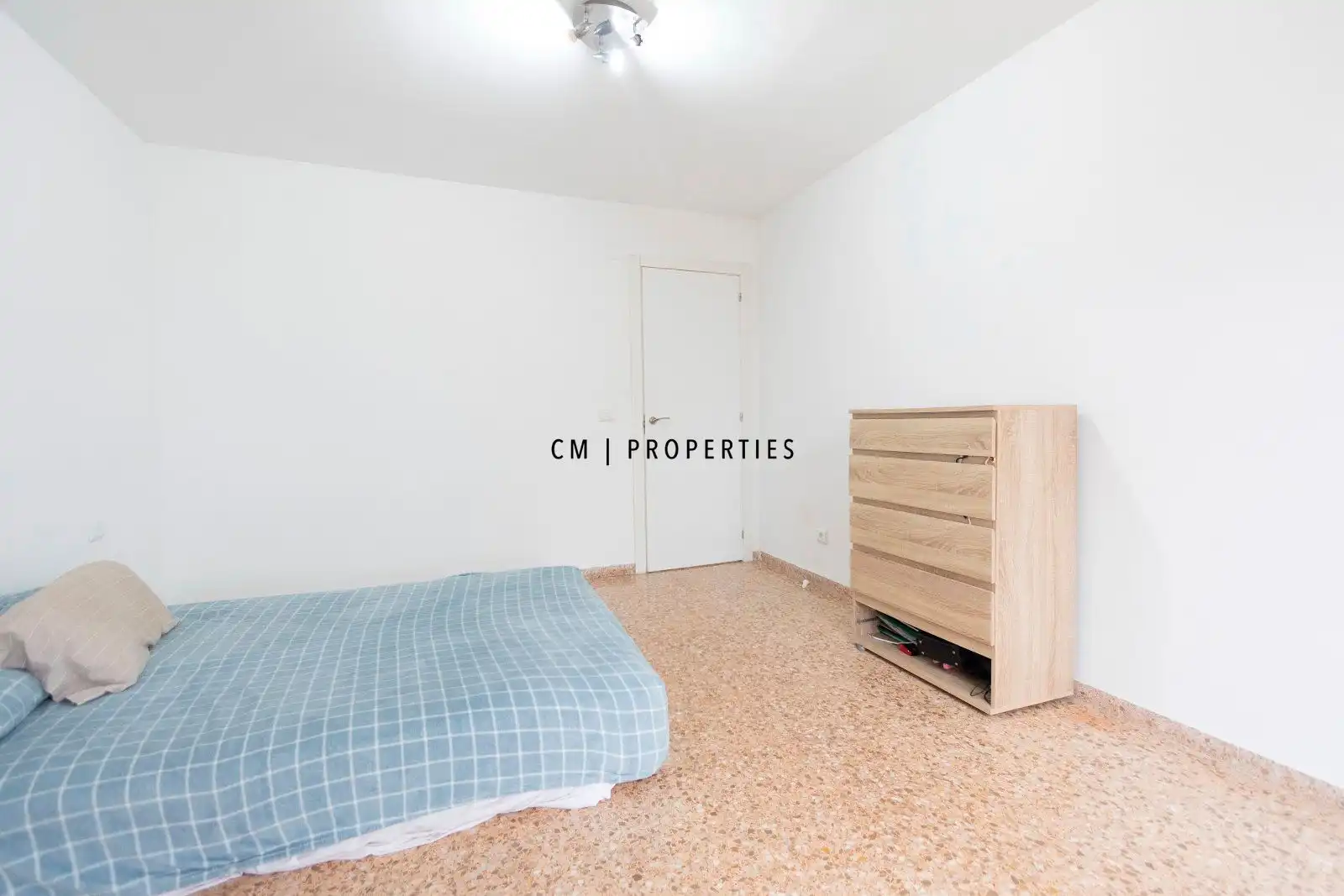 Flat for rent in carretera Malilla, Malilla