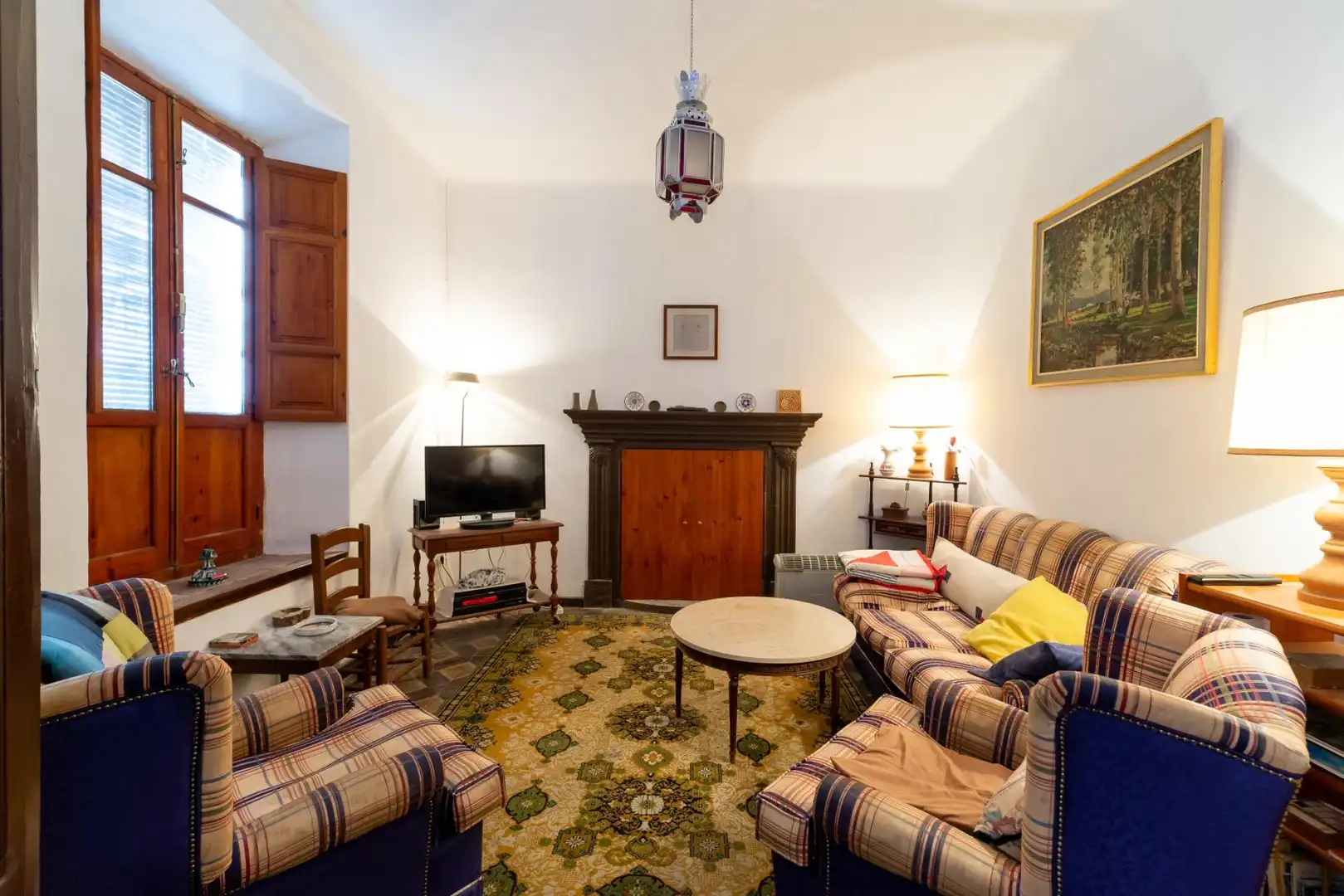 Sala d'estar de Finca rústica en venda en Pinos Puente amb Jardí privat, Terrassa i Traster