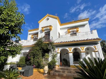 Villa avec balcon à vendre à Avenida del Brillante