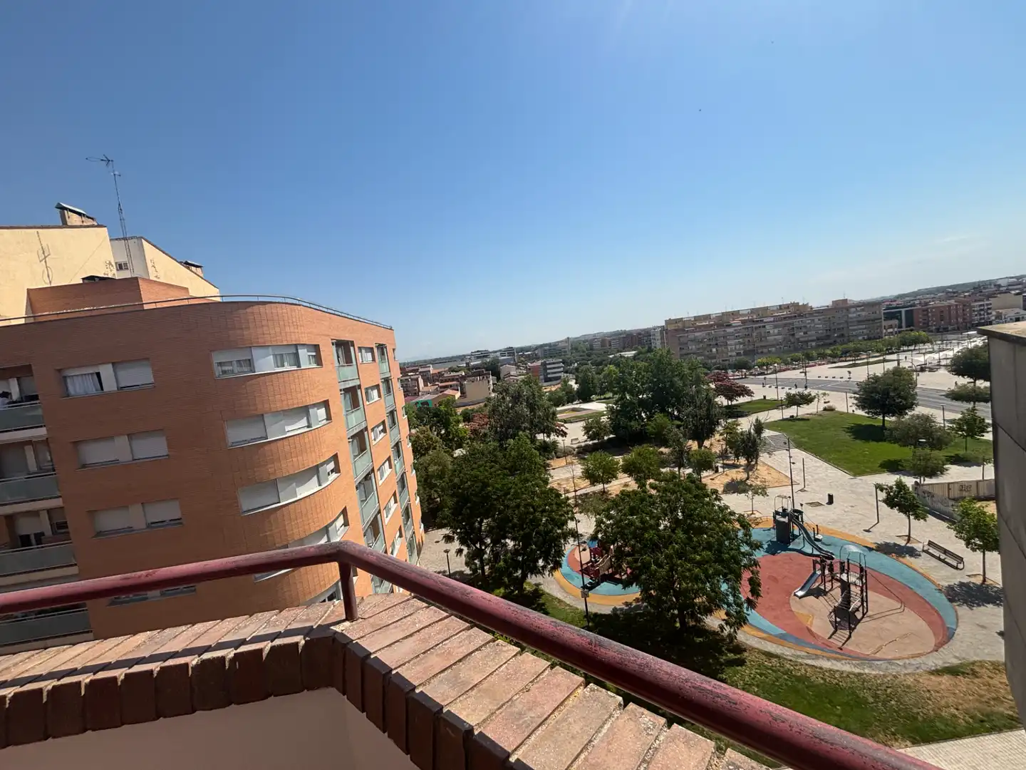 Exterior view of Apartments for rent in Lleida  with Furnished, Oven and Washing machine