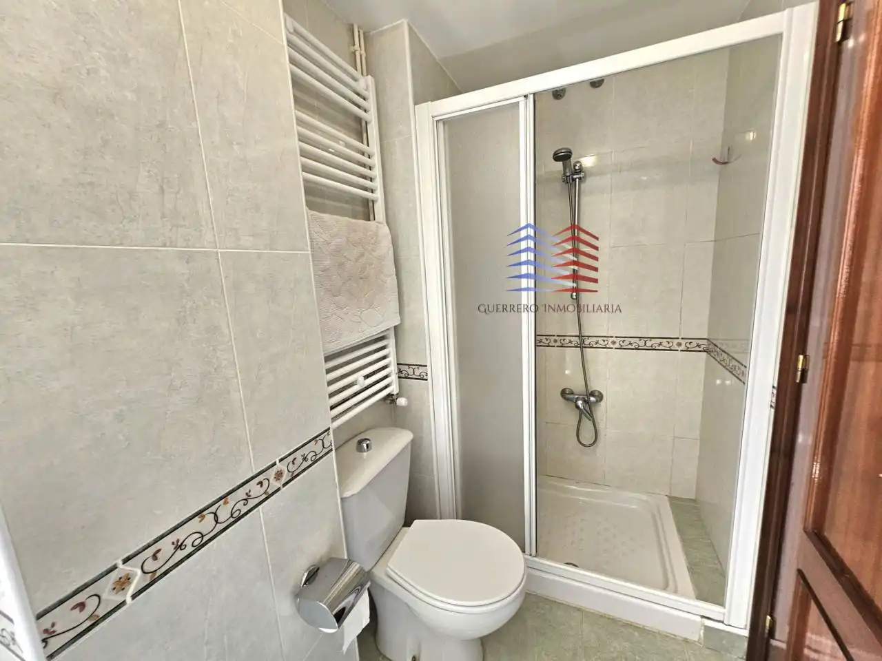 Baño de Piso de alquiler en Ourense Capital  con Calefacción y Amueblado