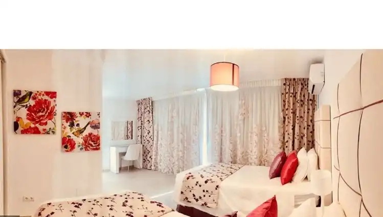 Dormitori de Dúplex en venda en Marbella amb Aire condicionat, Calefacció i Parquet