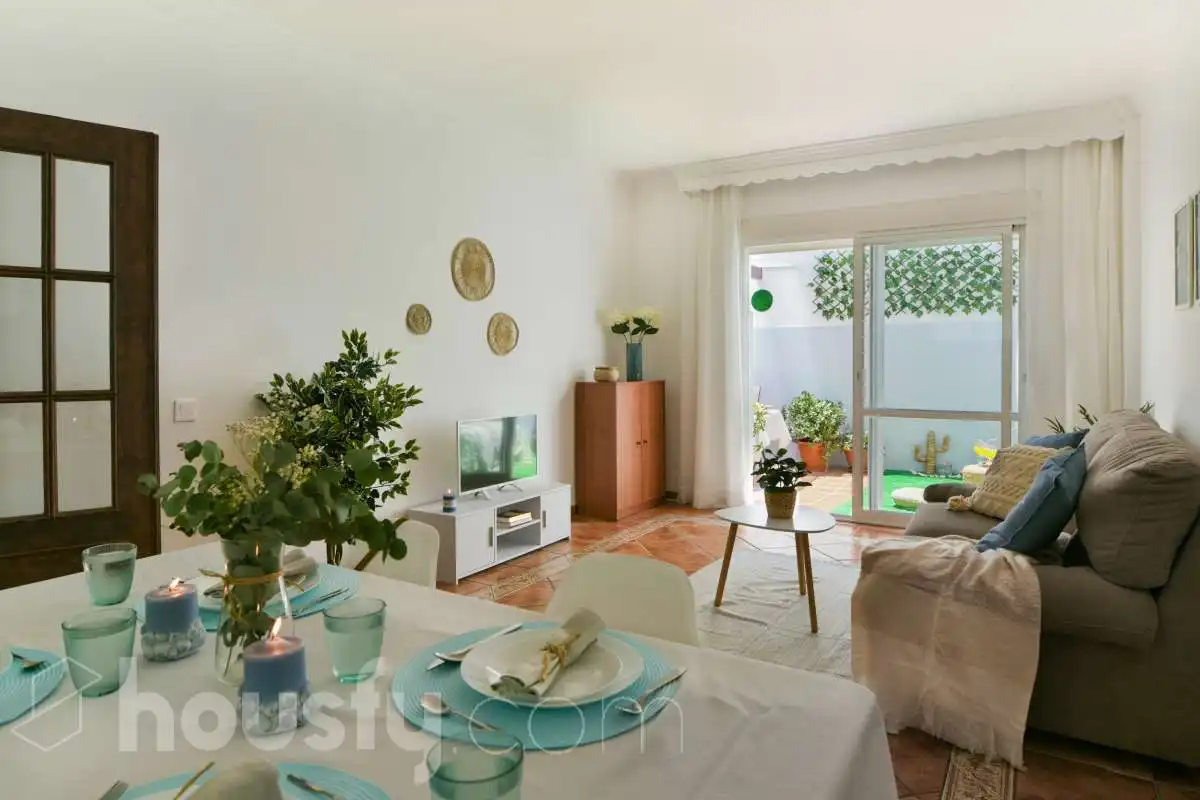 Casa adosada en venda a Barrio San Pedro Alcántara, Miraflores