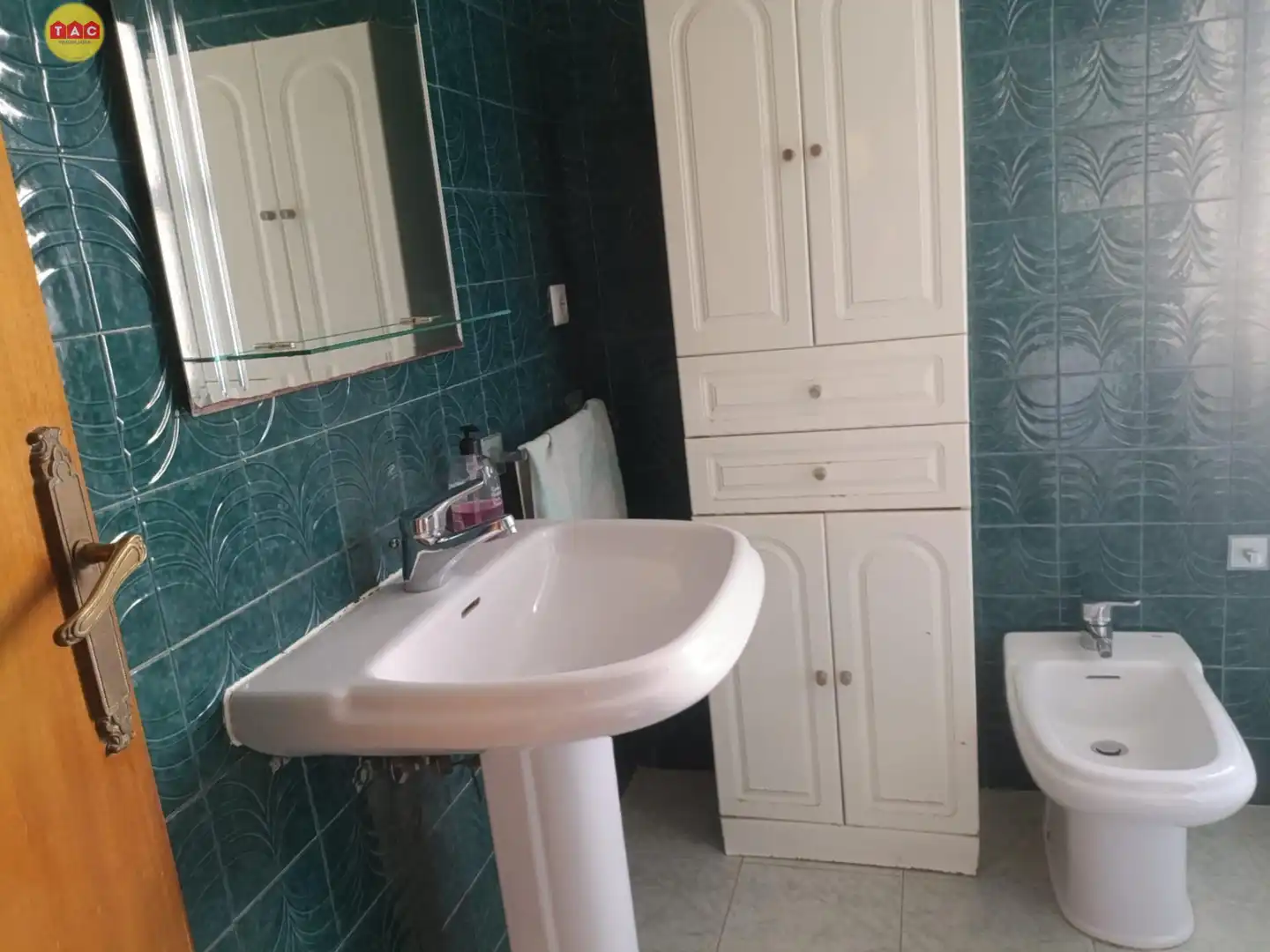 Baño de Piso en venta en Lepe con Balcón