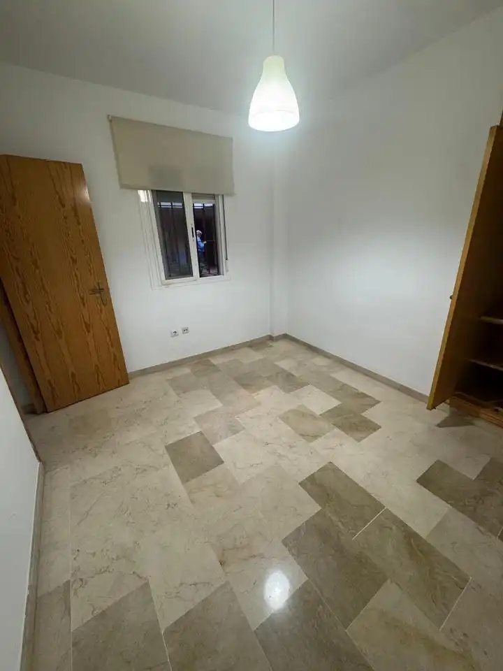 Ground floor with pool to rent in Casco Antiguo, imagen 23