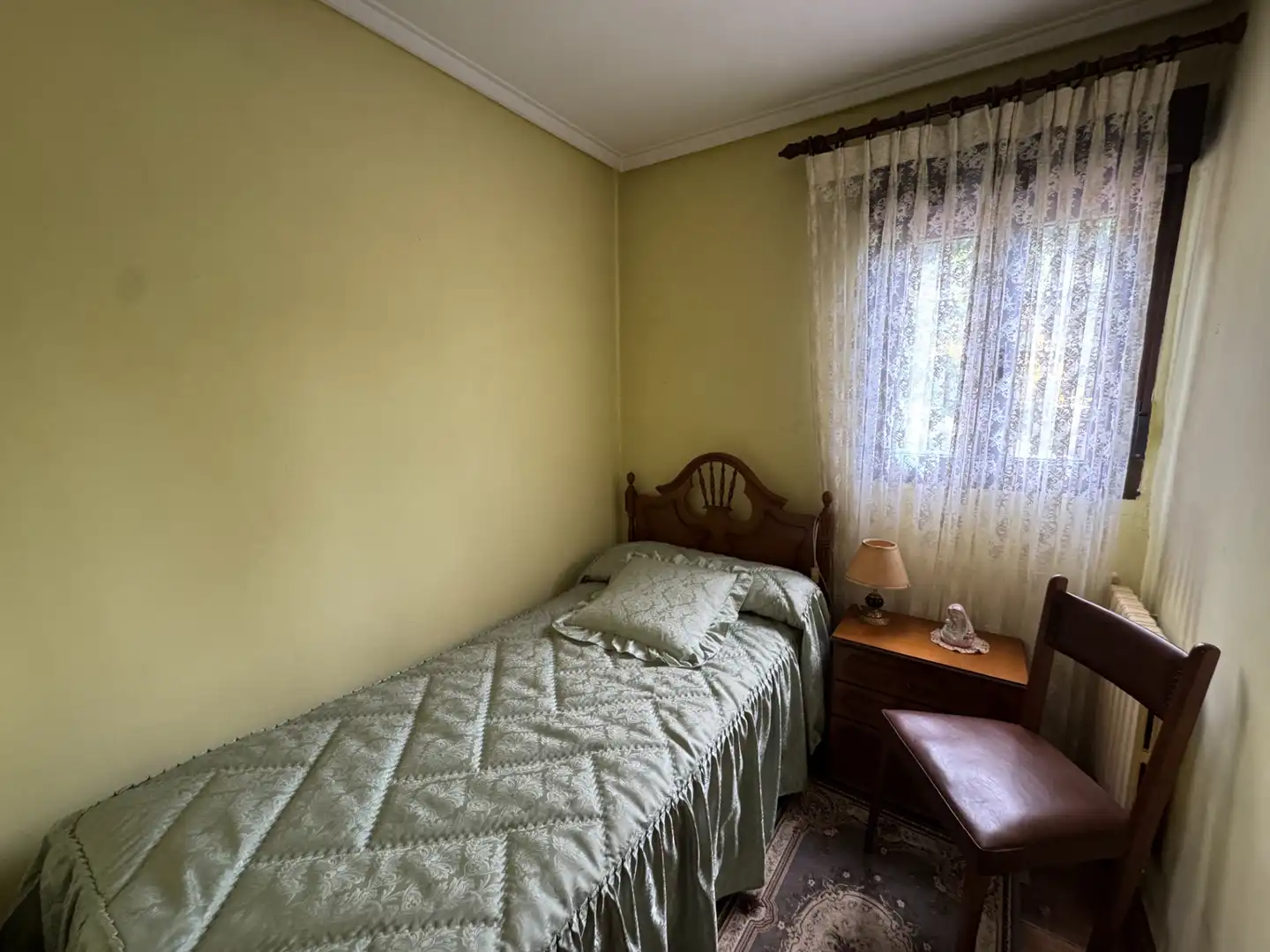 Habitación de Finca rústica en venta en Candamo con Calefacción, Trastero y Amueblado