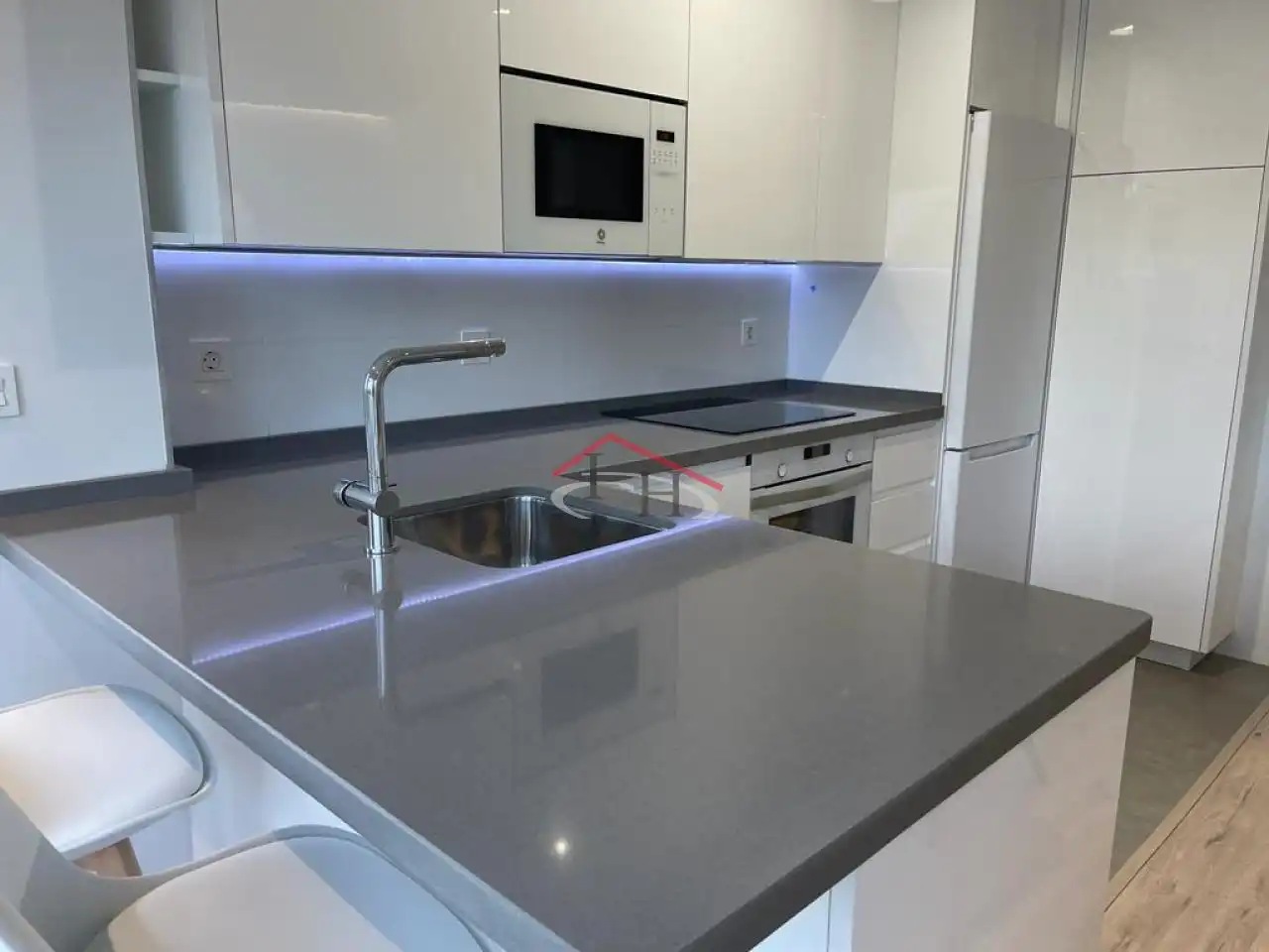 Cocina de Apartamento de alquiler en León Capital  con Calefacción, Parquet y Terraza
