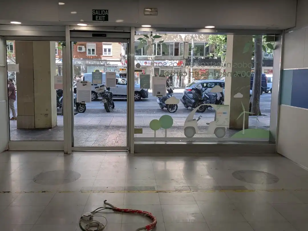 Geschaftsraum zur Miete in Madrid mit Klimaanlage, Heizung und Alarm