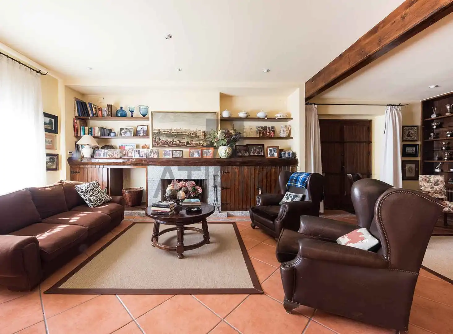 Sala d'estar de Casa o xalet en venda en Sant Andreu de Llavaneres amb Calefacció, Terrassa i Traster