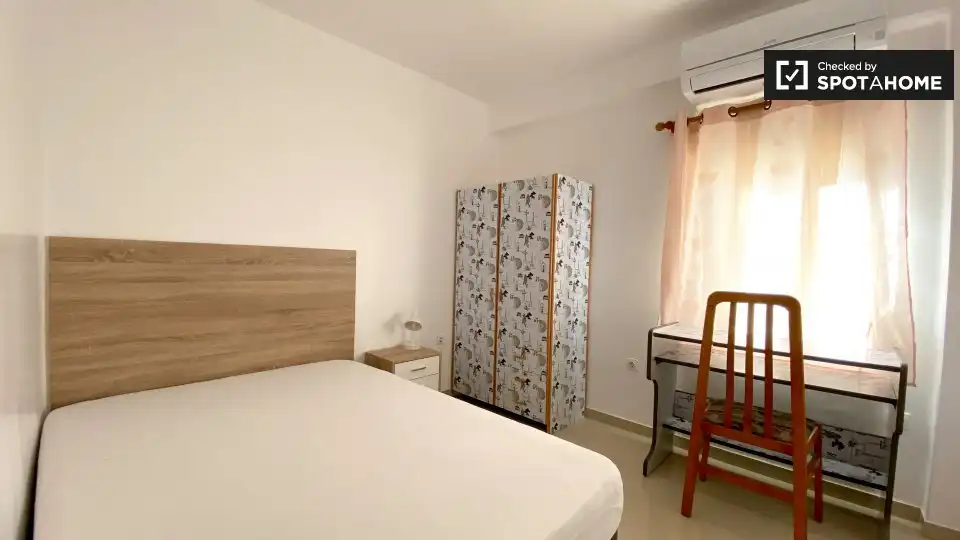 Habitación en Barrio de Campanar