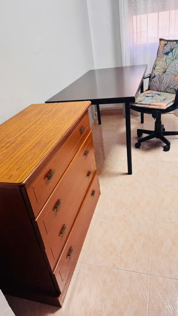 Dormitori de Casa o xalet de lloguer en Málaga amb Moblat, Forn i Rentadora