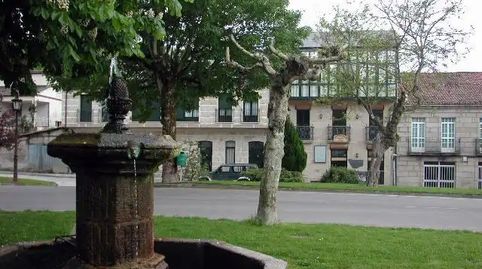 Foto 3 de Casa adosada de alquiler en Avenida de Galicia, 18, Montederramo, Ourense