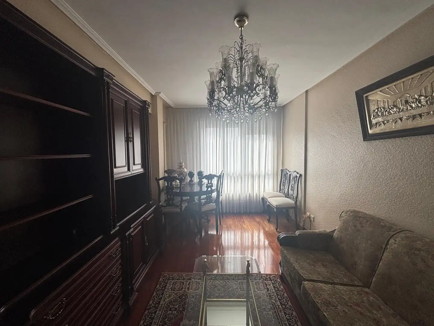 Sala de estar de Piso en venta en Basauri  con Calefacción, Amueblado y Balcón