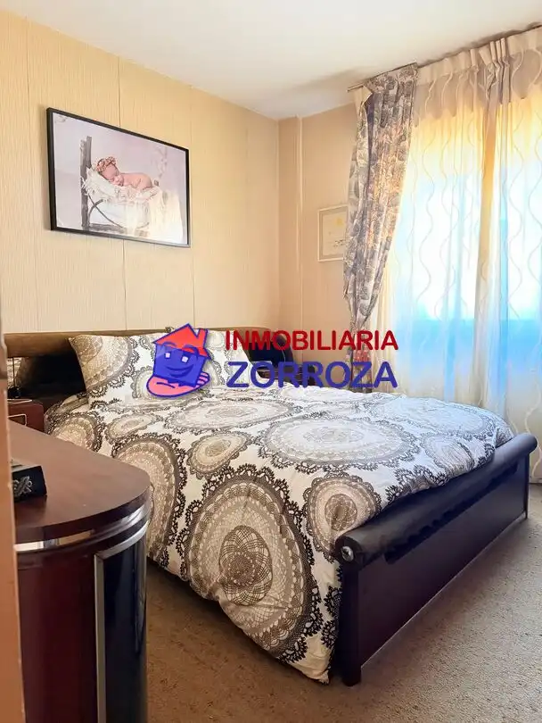 Habitación de Piso en venta en Bilbao  con Trastero y Balcón