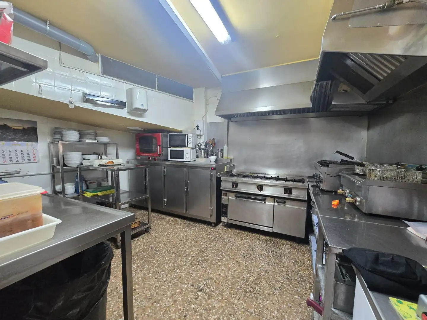 Cocina de Local de alquiler en Arenys de Mar con Aire acondicionado