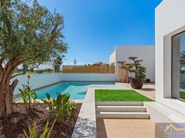 Appartement compact avec piscine à vendre à Serena Golf S/N