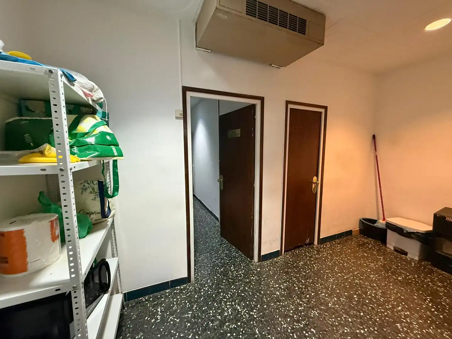 Local comercial en venda a Carrer del Doctor Candi Bayés, imagen 14