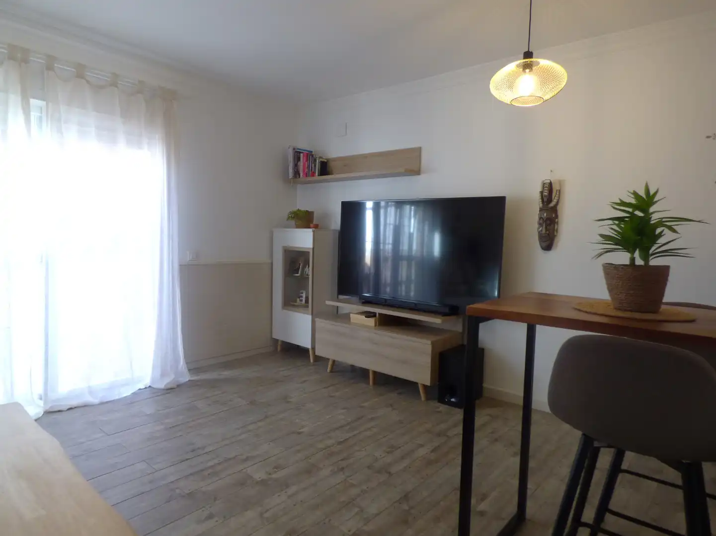 Living room of Detached homes for sale in Puerto Real  with Air Conditioner, Private garden and Community pool