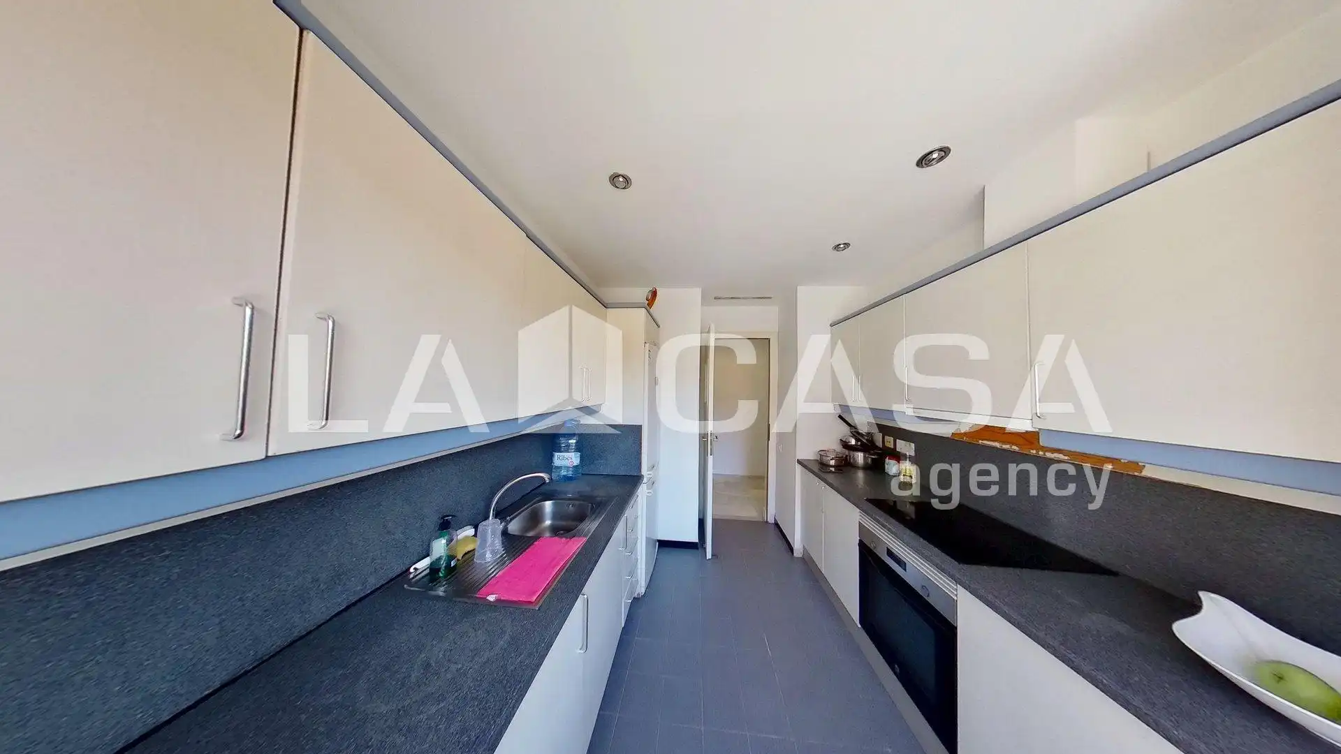 Piso en venta en Carrer de Salvador Espriu, La Vila Olímpica del Poblenou