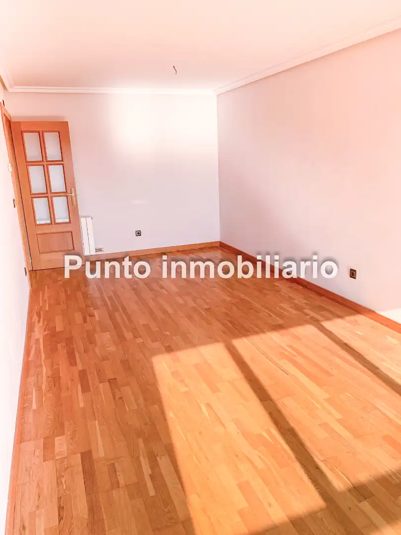 Wohnung zur Miete in Calle Santa Ana, La Flecha - Monasterio del Prado