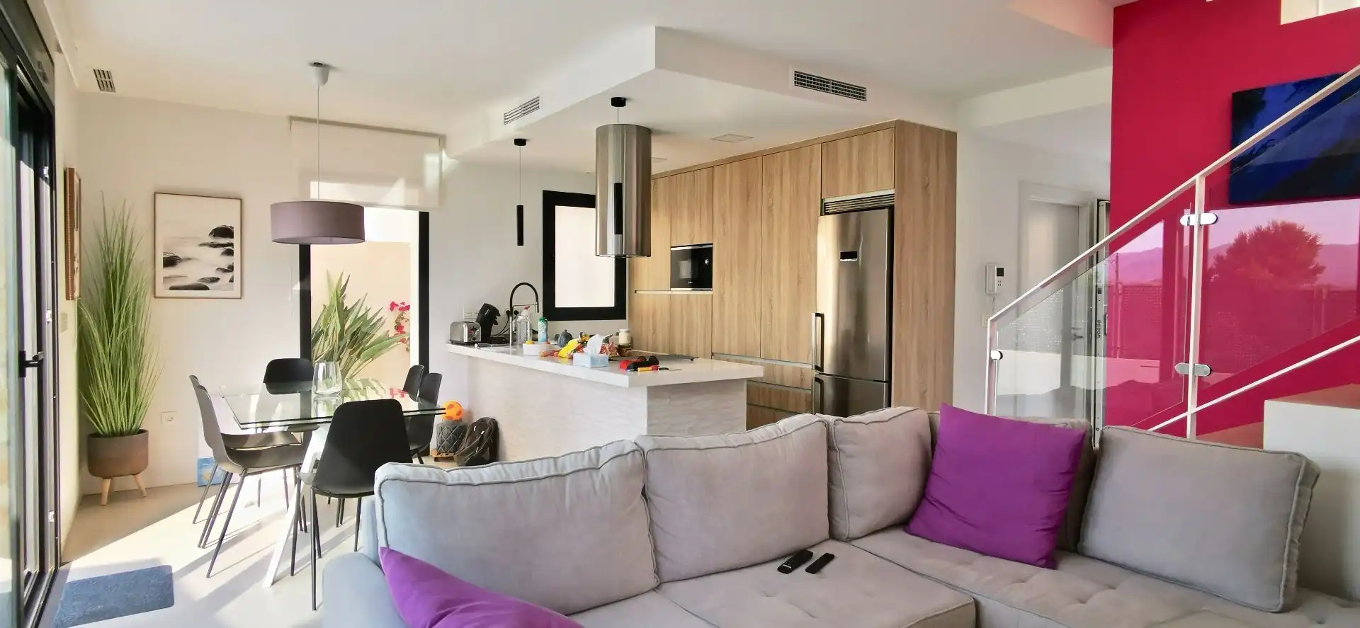 Sala d'estar de Casa o xalet de lloguer en Águilas amb Aire condicionat, Jardí privat i Terrassa