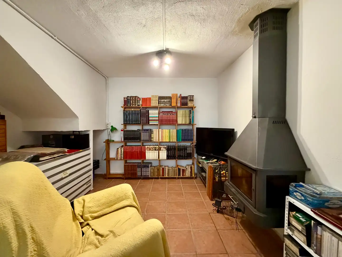 Sala de estar de Casa o chalet en venta en Albolote con Aire acondicionado, Calefacción y Jardín privado