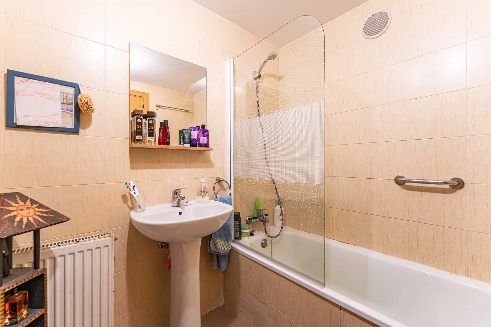 Bathroom of Ground floor for sale in Arroyomolinos (Madrid)  with Air Conditioner, Heating and Private garden