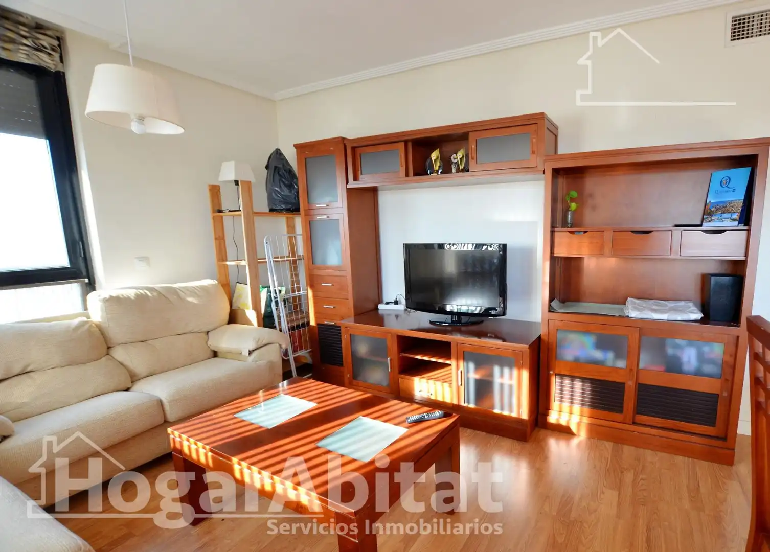 Sala de estar de Piso en venta en San Vicente del Raspeig / Sant Vicent del Raspeig con Aire acondicionado, Calefacción y Jardín privado