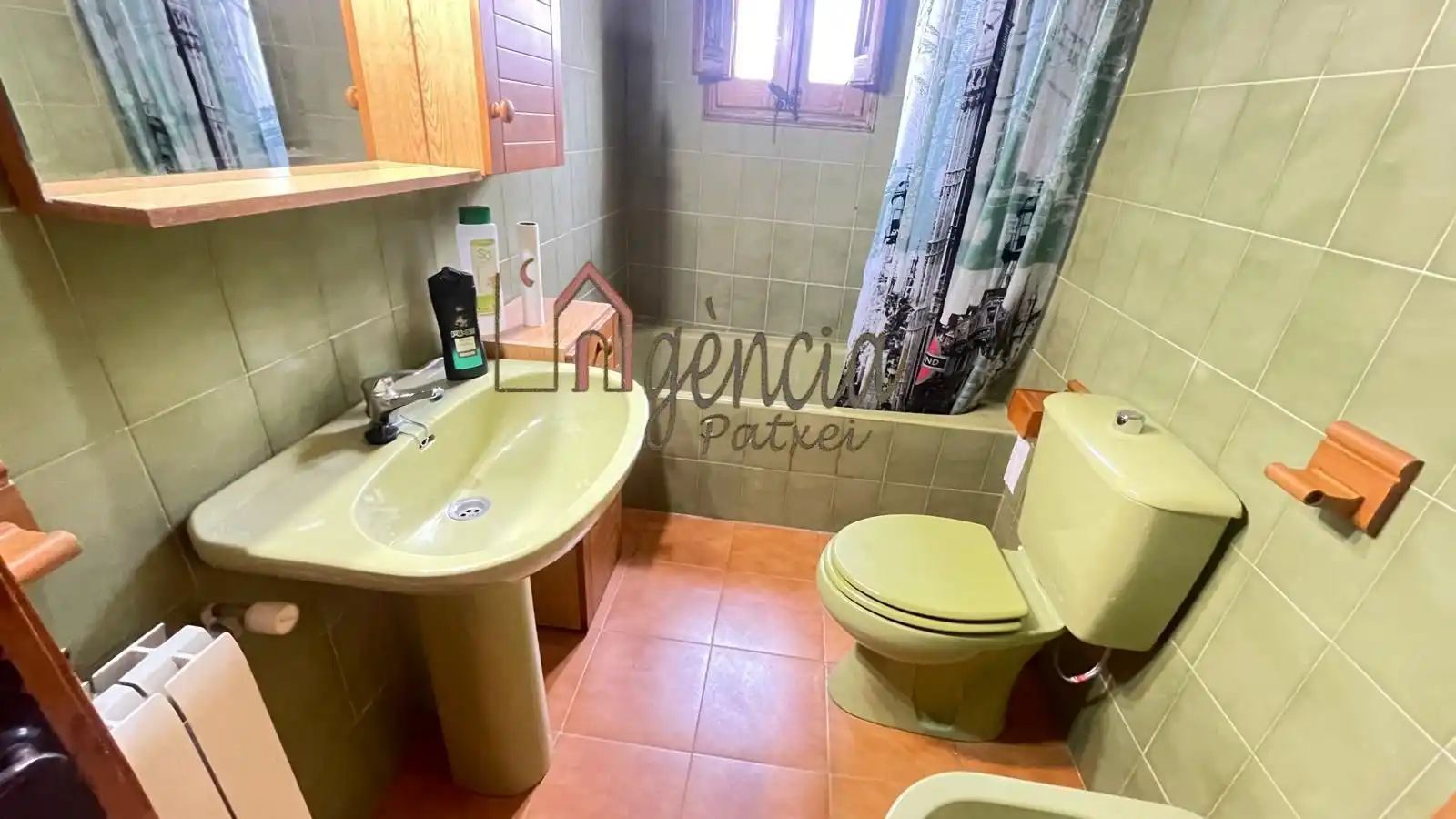 Bany de Finca rústica en venda en Palafrugell amb Calefacció, Jardí privat i Traster