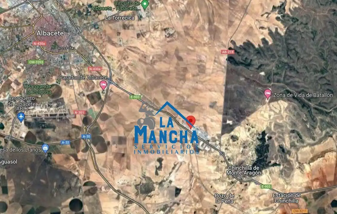 Industrial buildings for sale in Chinchilla de Monte-Aragón