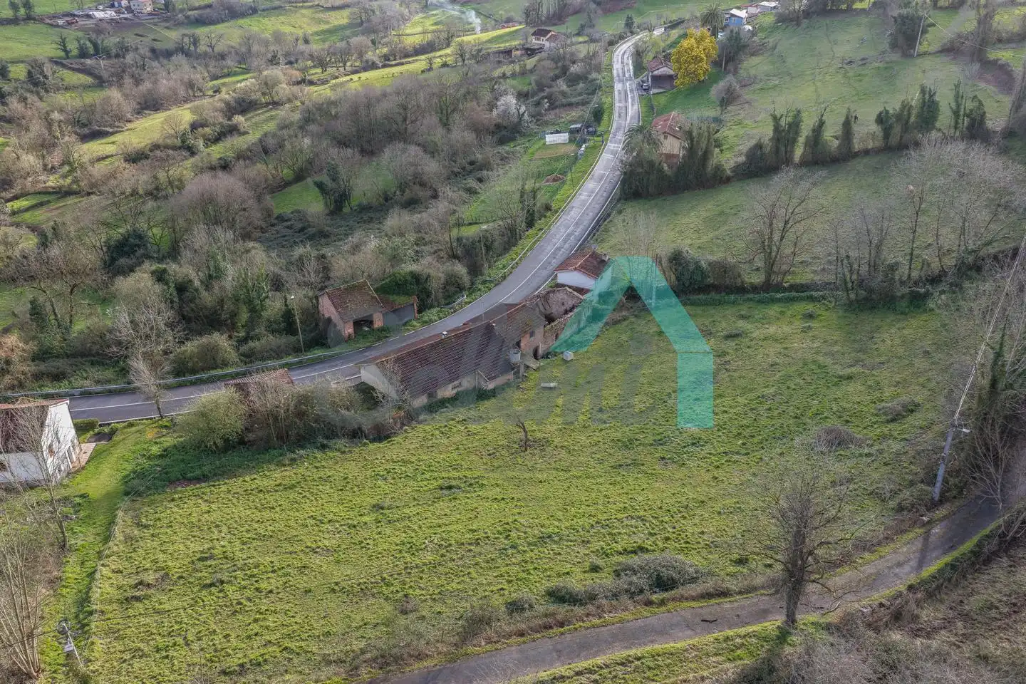 Casa o xalet en venda en Oviedo  amb Calefacció, Jardí privat i Terrassa
