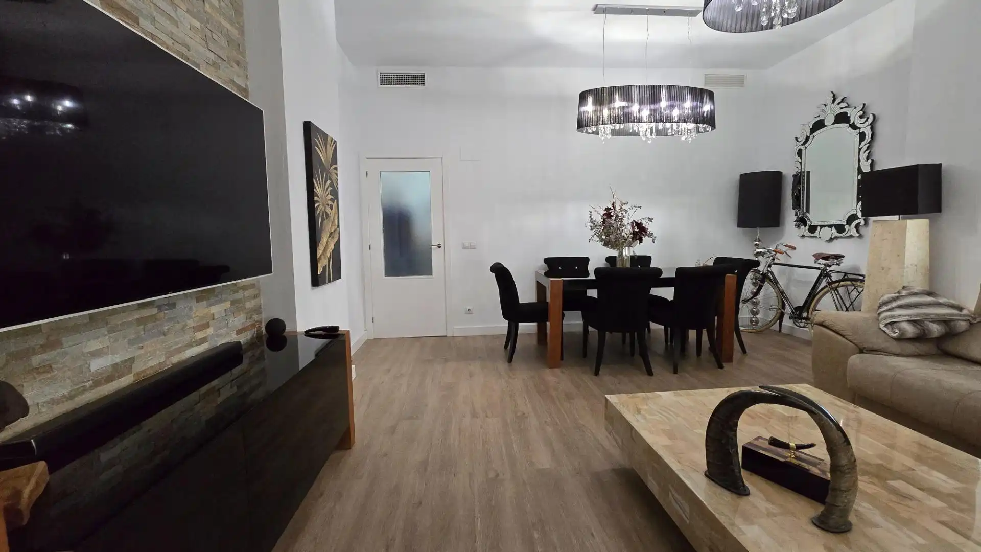 Comedor de Planta baja en venta en Elche / Elx con Trastero y Amueblado