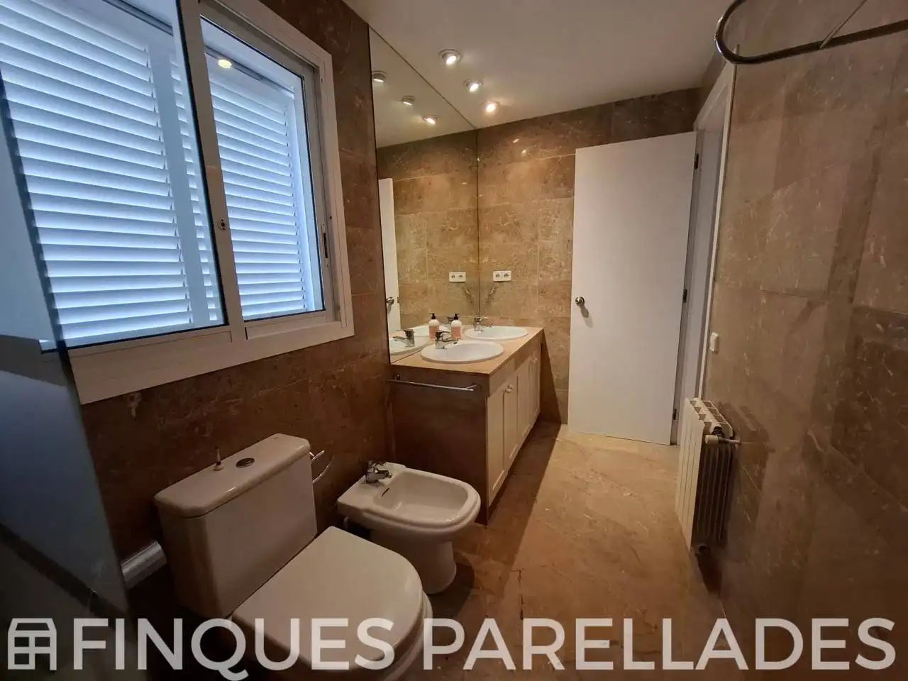 Casa bifamiliare con giardino in vendita a Can Girona - Terramar - Vinyet, imagen 18